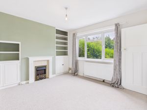 Living Room- click for photo gallery